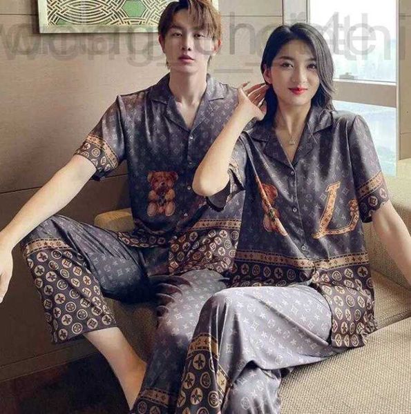 Casual Femmes Sleep Lounge Designer Soie Pyjamas Ensembles Textile Lettres Femmes Hommes Couple À Manches Courtes Pantalon Long Cardigan Vêtements De Nuit 2EX4