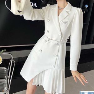 Casual Femmes Trench-Coats Longue Ceinture Robe Pd Designer Veste Femmes Coupe-Vent Triangle Broderie Mode Jupe Manteau