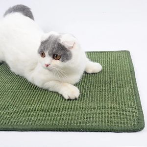 Meubles de lits de chat Natural Sisal Cat Scratch Bord Pad pour les chats intérieurs broyant les griffes ongles Mat de soins Mobilier Protectant le tapis de chat au hasard 231011
