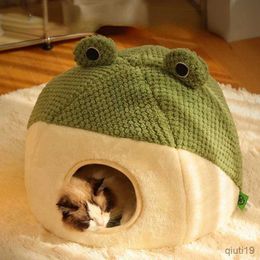 Meubles de lits de chats nouveaux petits grenouilles nest semi-clos de chat semi-fermées automne et hiver chauds en peluche nid de chien