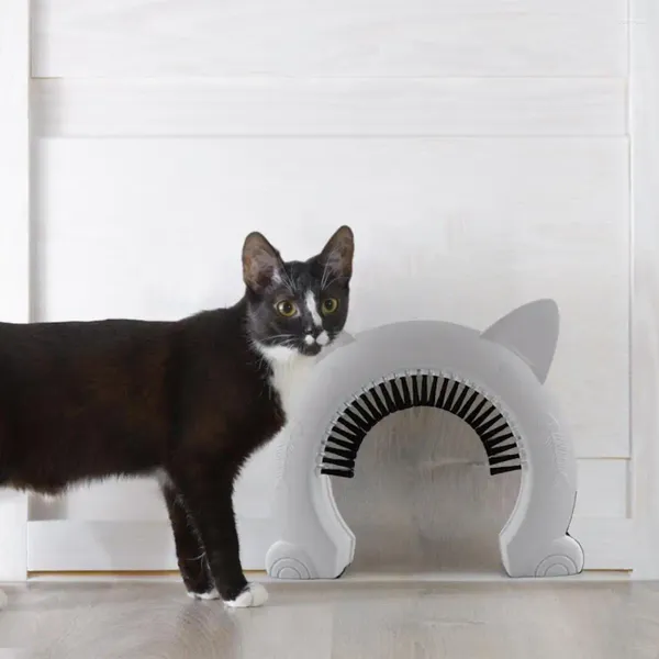 Porteurs de chats porte en plastique trou de compagnie intérieur aiguille en acier inoxydable grand passe avec brosse de toilettage de nettoyage