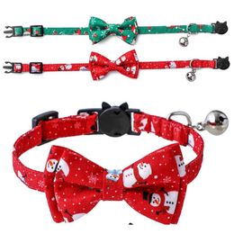 Cat Collars Leads 2023 Fashion Snow Man Christmas Collar Bowtie Puppy Pets Hond with Bell