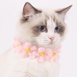 Gato collares lleva lindo Collar flor pequeño perro pajarita cachorro cuello decoración mascota Collar