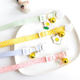 Cat Collars Leads Exclusive Cute Puppy Collar Verstelbaar huisdier met Bell Kitten Paarse Bloem Ketting Sieraden Accessoires