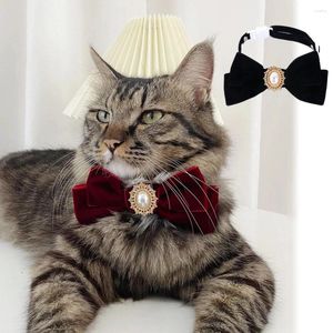 Cat Collars Retro Cats Velvet Kitten Bowknot Bow Tie With Pearl Adjustable Anti-suffocation Puppy Necklace Pets Party Accessories