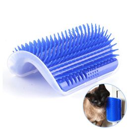 Cat Corner Borstel Lange Haar Squeaky Face Massage Plastic Kraskam Comfortabel Zelf Grooming Borstel Hand Muur Speelgoed Katten met Catnip YL0223