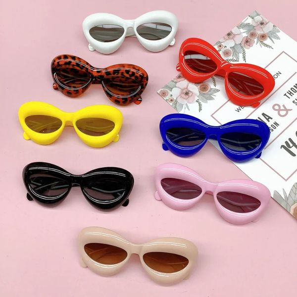 Cat Eye Couny Color Kids Sunglasses Boys Boys Brand Designer Oval Lens Shades UV400 Girls Jaune Pink Y2k Sun Sunshes 240416