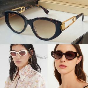 Cat Eye O'lock Lunettes de soleil authentique Femmes Club Luxury Gold Metal Metal Brand Designer Vintage Gradient Vints Nom Joint Occhiali FOL033V