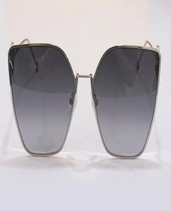 Cat Eye Sunglasses Silvergrey Gradient Lens 0323 Sunnies Sonnenbrille Women Fashion Sun Glasses Shades UV400 Protection avec Box6149321