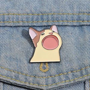 Kat Meme Emaille Pins Custom Funny Animal Kitten Open Mond Broches Revers Badges Leuke Cartoon Sieraden Cadeau voor Kinderen Vrienden