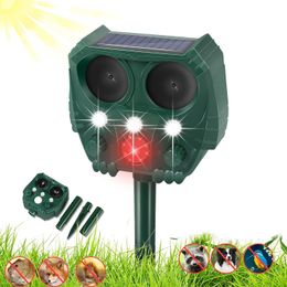 Cat Repellent, Garden Cat afschrikmiddelen, ultrasone dierenwerend middel, USB Solar Outdoor Animal Repeller Motion Sensor voor eekhoorns katten hondenratten