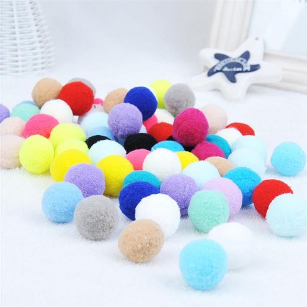 Cat Toys 30/70pcs Strush Plush Plan Bola 0.98in Toy Creative Creative Interactive Pom Chew Suministros para mascotas