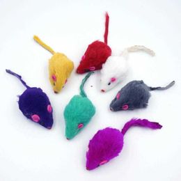 Toys 5pcs Cat Creative False Mouse Pet Cat Toys Tower Accessoires Goedkoop mini grappig spelen voor katten kitten multi -kleuren willekeurige maat 5*2 cm g230520