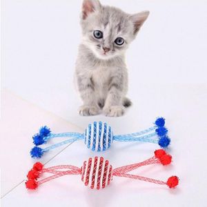 Chat jouets mignon griffe aiguiseur jouet boule de bonbons en plastique rotatif accessoires d'entraînement chaton jeu interactif à mâcher