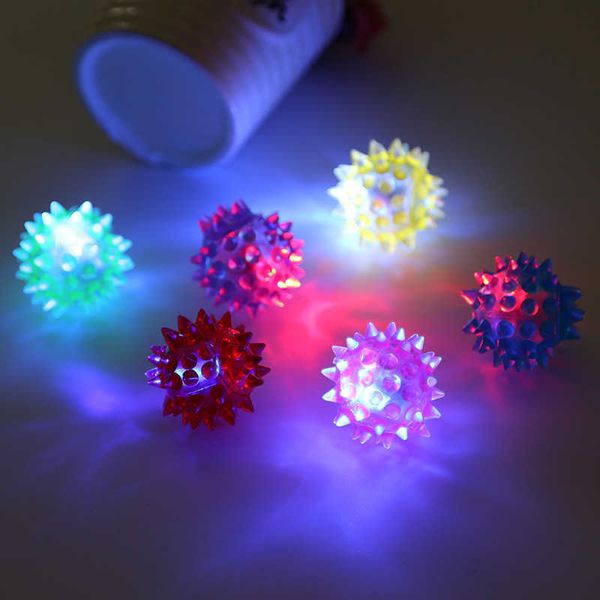 Juguetes LED Cat Blinking Cat Ball Rolling Glowing Balls Colorful Pet Playing Toy G230520