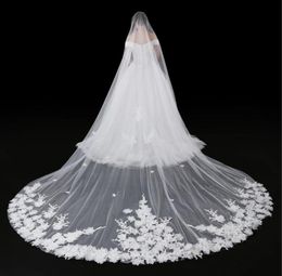 Cathédrale Veaux Bridal pour robe de mariée robe nuptiale 3D Fleurs en tulle doux et tulle ivoire une couche avec peigne 5 mètres en stock5094499