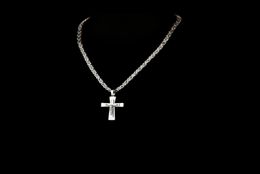Collar Catholic Crucifix Pedant Collar Collar de acero inoxidable de oro
