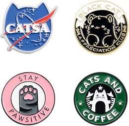 Chats épinglette émail broches dessin animé chat planète broche pour vêtements sac à dos Badges animaux bijoux cadeau pour amis enfants