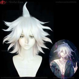 Costumi Catsuit Anime Danganronpa 2 Cosplay Komaeda Nagito Sfumatura bianca Rosa Parrucche sintetiche resistenti al calore per capelli + Protezione parrucca