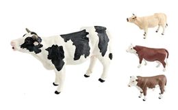 Bovins Figurine Garden Miniatures Kids Cognitive Simulation Modèle de vache animale de ferme Fleweich Bull Charolais Vache Pâtus Ornements 240509