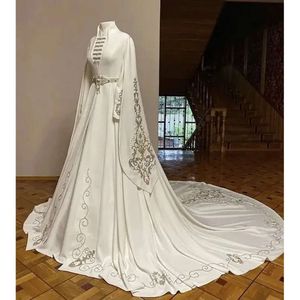 Vestidos de boda elegantes mangas de Cáucaso Bordado Sier Bordado High Nicolos tradicionales Vestidos nupciales Musulmán Rente de marfil de Mariee 2024