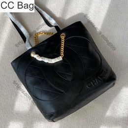 CC Bag 23s Top Custom Shopping 22 Bags Balck Real Leather Quilted Diamond Luxurys Handbags Large Capacity Outdoor Underarm Handle Tote Bag Dames Designer Portemonnees 30C