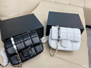 Sac CC Designer Sacs à main Fashionbags Bandoulière Fourre-tout de luxe S Noir Blanc Pochette matelassée classique en peau de mouton carré gros sacs à main d'épaule