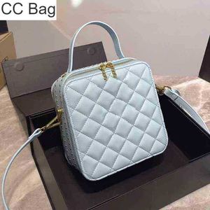 CC Bag Shopping Bags 22s New Ladies Crossbody Designer Luxury Classic Sacs à main Diamond Quilting Sac à bandoulière Double Zip Exquis Rivet Scar