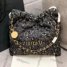 Bolsa CC Bolsas de hombro para mujer Tweed 22 Compras Acolchado Rosa Negro Oro Envejecido Metal Hardware Matelasse Monedero de cadena con moneda Suerte Rqaqn