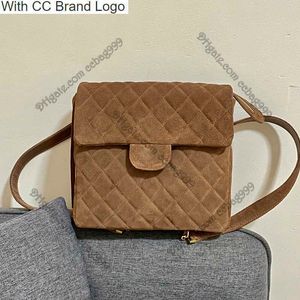 CC Marca Mochila Estilo Mujer Solapa Diseñador Mochila Estilo Gamuza Caqui Hardware Dorado Doble Cadena Bandolera Hombro Bolsos Vintage Lujo Portátil Sacoche Co