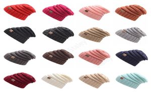 CC tricots chapeaux à la mode Boneie d'hiver chaude chunky crâne chunky Câles de câble doux en tricot