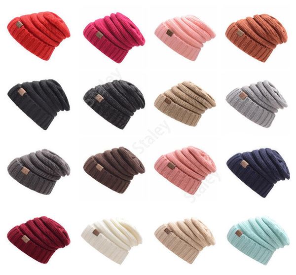 CC Sombreros de punto Gorro de invierno de moda Gorros de calavera gruesos de gran tamaño cálidos Sombreros de crochet holgados de punto de cable suave 17 colores 20 piezas TCC033541058