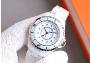 CC Ladies Luxe Automatische Moissanite Designer Watch Classic Business Casual Montre de Luxe Diamond dameswatch Grand dunne maat 38 mm 33 mm mechanisch horloge