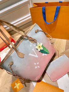 CC Spring Stardust Bag MM Tote Gradiente Bolsas de diseñador de lienzo Totas de cuero Mujeres Menores Bolsos de bolsillo rosa de bolsa con cremallera impresa