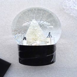 CClassics boule à neige avec arbre de noël à l'intérieur de la voiture, boule de cristal, nouveauté spéciale, cadeau de noël avec boîte cadeau 224E