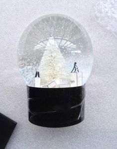 Cclassics Snow Globe met kerstboom binnen auto decoratie Crystal Ball Special Novelty Christmas Gift With Gift Box9836092