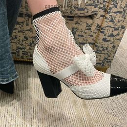 cclys Mixed Color Bowtie Tennis Bootie Laarzen Luxe Hakken Designer Strass Gesp Laars dikke hak Mode Damesschoenen Enkel 85CM Hoge channellies facto CCWY