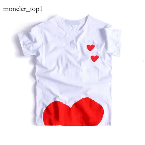 CDG Diseñador Camisetas para hombres Fashion Commes Women's Commes Short Manga Heart Badge Top Clothes Quanlity Love Shirts Corta de manga corta TEE STREETWAR 8937