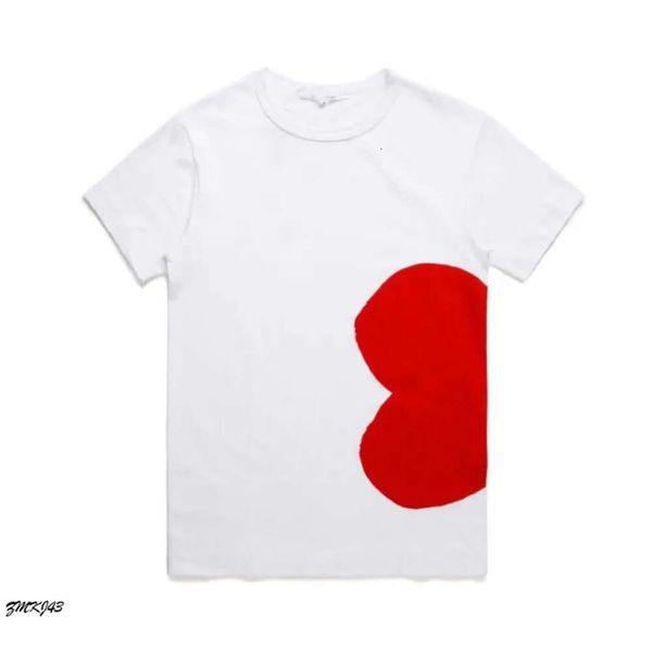 CDGS Play Mens T-shirt Men Designer Tshirts Camouflage Love Vêtements Détend Graphic Te-shir