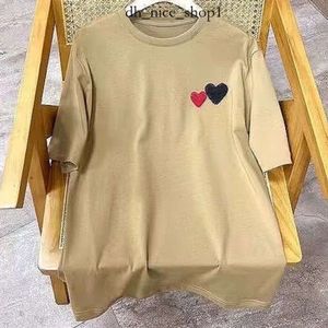 CDGS Shirt Commes Designer Play T-shirt Des Garcons Cotton Fashion Mode Red Heart broderie T-shirt Women's Love Sleeve Couple de manches courtes Men de manches courtes Play Cdgs Hoodie 180
