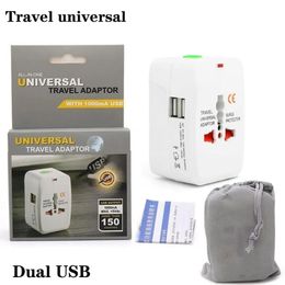 CE tout en un adaptateur de prise international universel universel 2 ports USB adaptateur de chargeur de courant alternatif de voyage mondial avec boîte de vente au détail de prise AU us uk EU