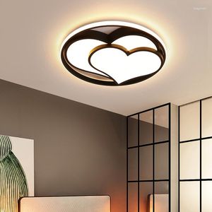 Luces de techo Lámparas de lámpara de dormitorio Sala de estar moderna y cálida Iluminación en forma de corazón romántica y cálida