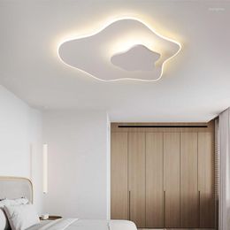 Plafondlampen slaapkamer eenvoudige wolk led verf metaal dimkable gemonteerde lamp Noordelijke kroonluchter verlichting binnen