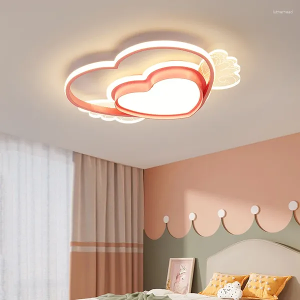 Loues de plafond Coup Heart en forme de lampes LAME AMOUR ROSE Petite fille chambre Lumière Modern Modern Warm Romantic Princess Room