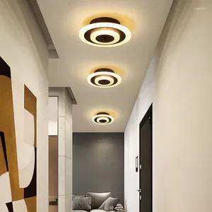 Lautres du plafond Corridor de personnalité moderne de style européen Porche d'allée Amosphère minimaliste Circulaire Créative Chambre LB100607