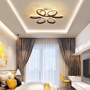 Plafondlampen Noordelijke slaapkamerlamp Warm en romantische trouwkamer LED LICHT