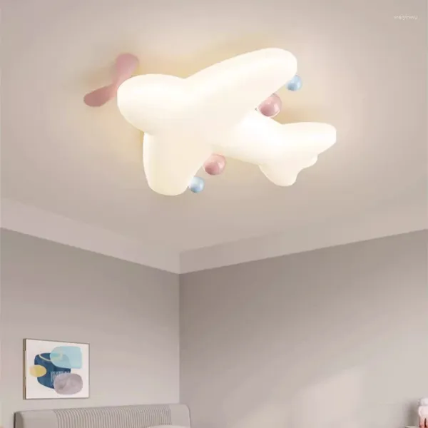 Luces de techo Lámparas de habitación para niños nórdicos Regulable Avión Lámpara en forma de corazón Simple Lindo Bebé Niño Niña Dormitorio