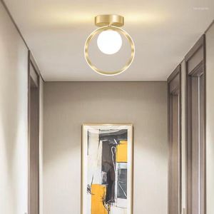 Luces de techo Nordic LED Light Home Pasillo Corredor Restaurante Dormitorio Accesorio de guardarropa Lámpara dorada