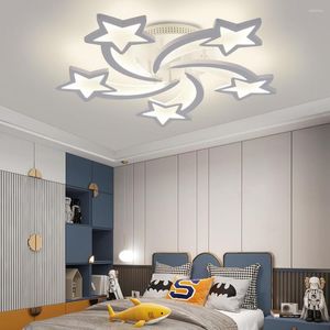 Luces de techo, luz nórdica, lámpara Led de lujo para sala de estar, decoración de iluminación interior Simple moderna, lámparas de dormitorio de estrella de cinco puntas