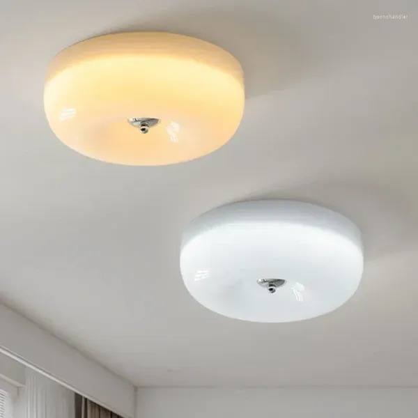 Luces de techo Luz nórdica Minimalista Dormitorio blanco Sala de estar Restaurante Estudio Vestíbulo Lámpara para el hogar Interior Zyrandol Accesorio Decoración